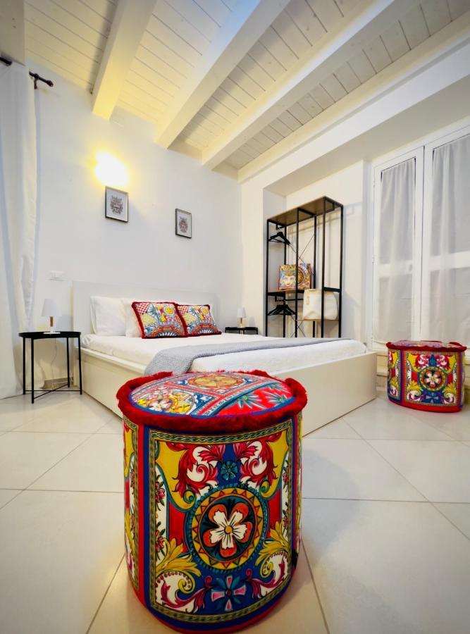 Rooms 153 Principe Umberto Noto Exteriör bild