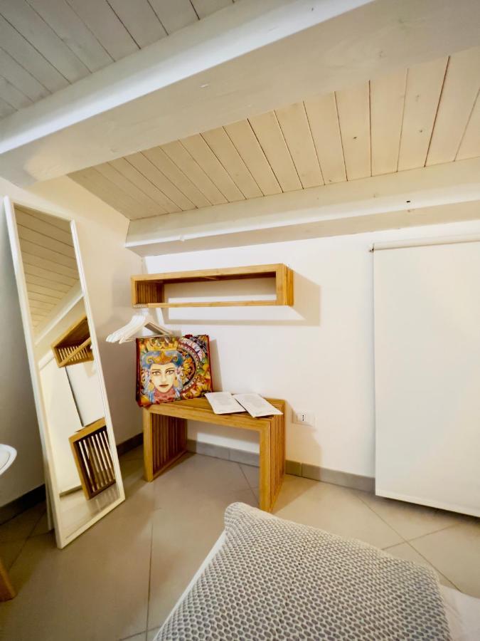 Rooms 153 Principe Umberto Noto Exteriör bild