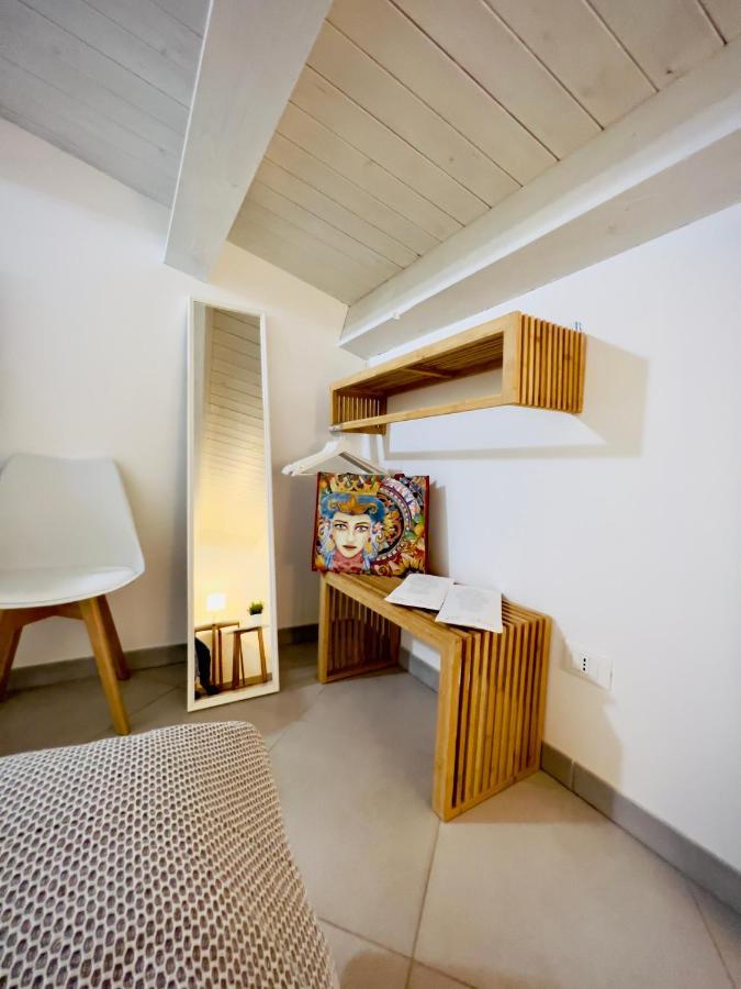 Rooms 153 Principe Umberto Noto Exteriör bild